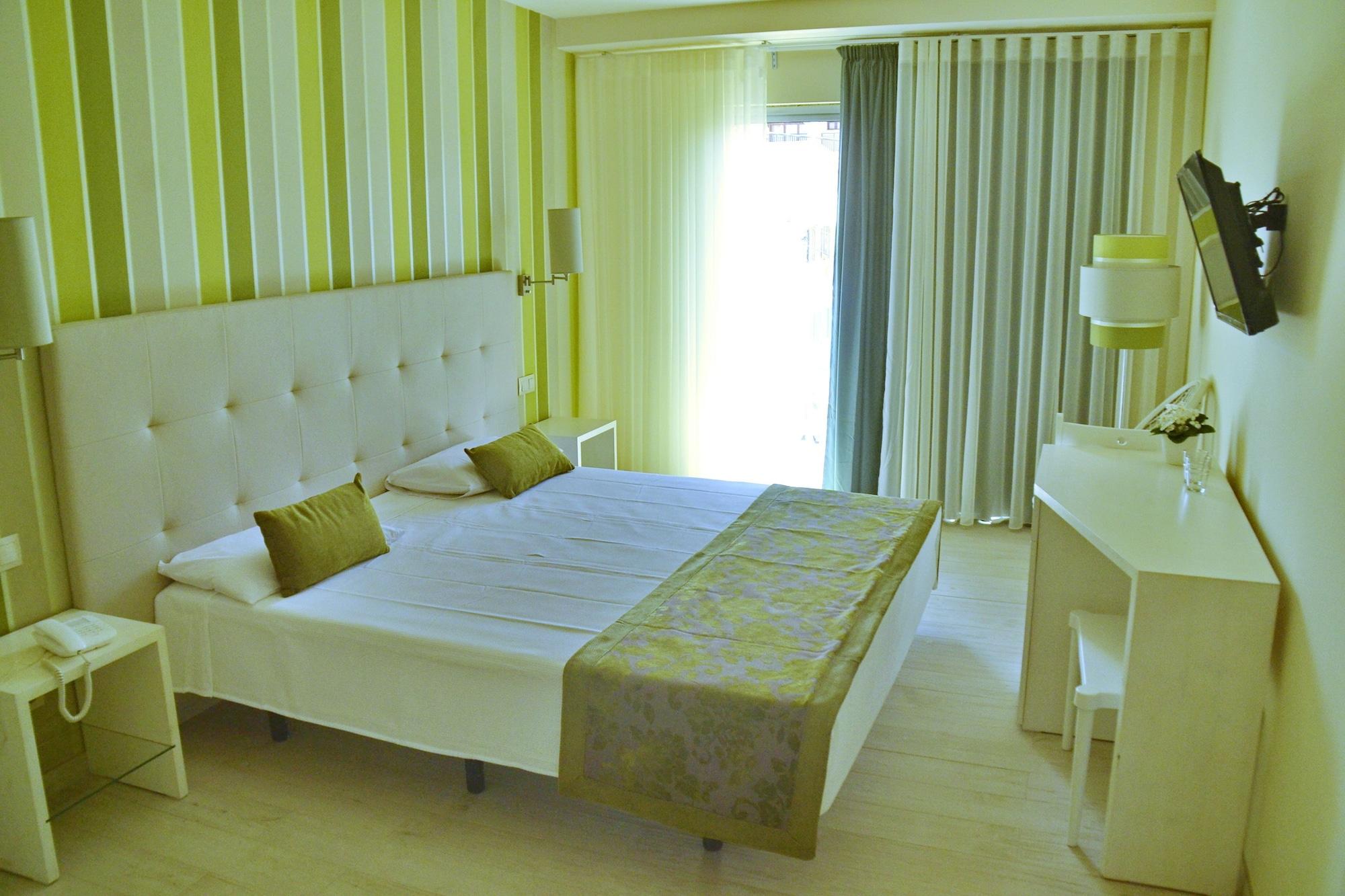 Ouril Hotel Julia Санта-Мария Экстерьер фото